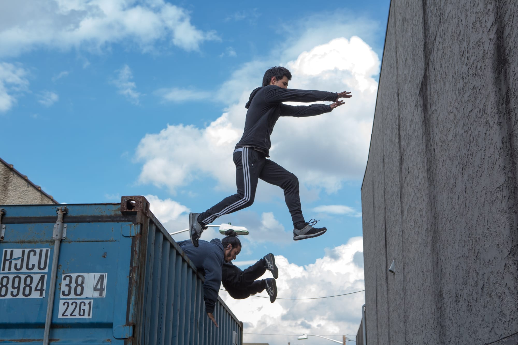 由求生訓練搖身一變成為象徵法國的飛躍道(Parkour)