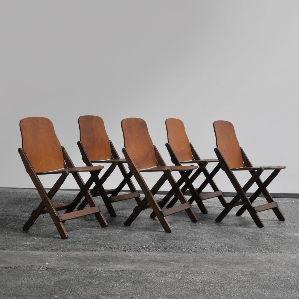 US WWII Wooden Folding Chair 二次大戰摺櫈變時尚家具?