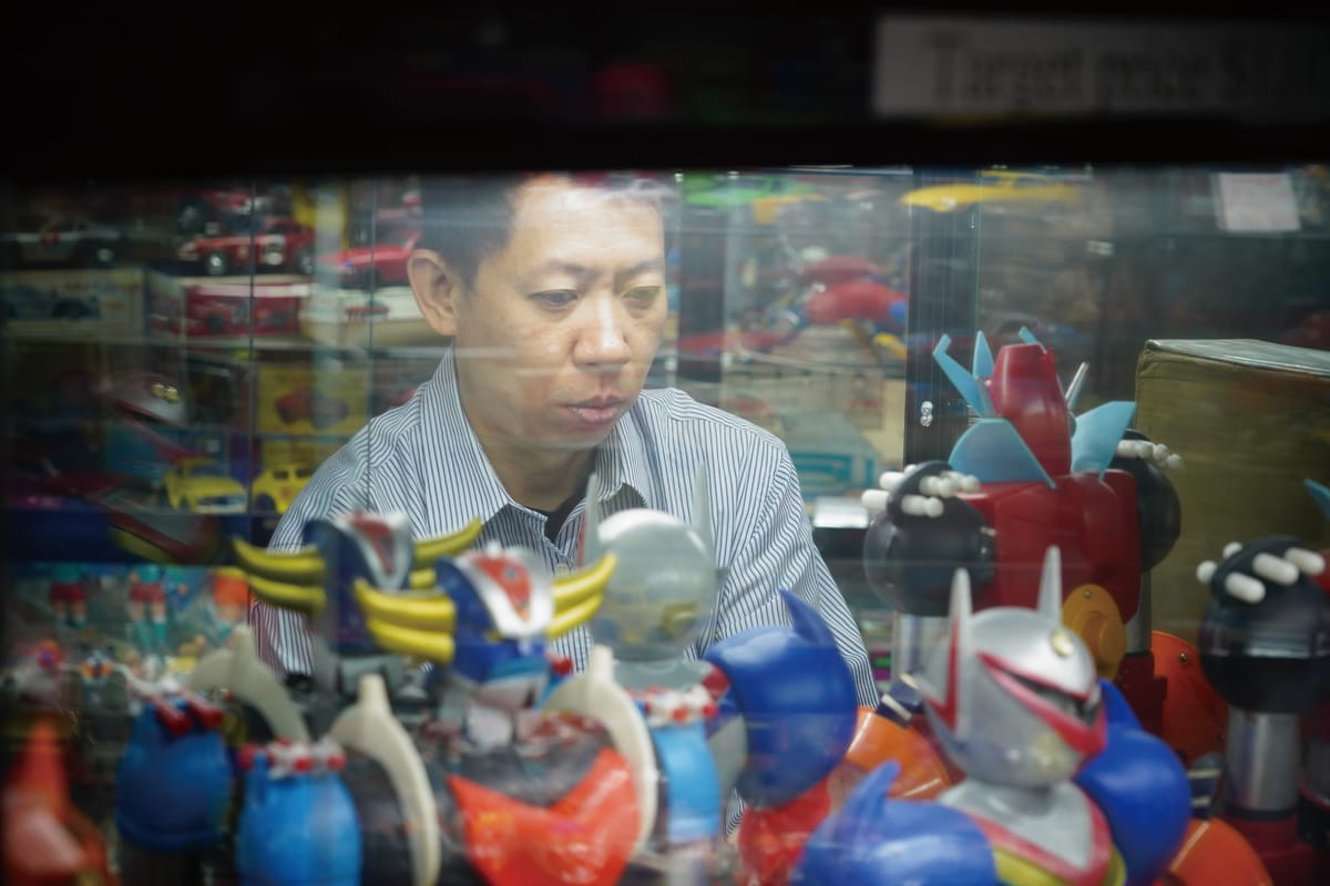 TOY ZONE玩具店｜店主Raymond專訪　探訪筲箕灣萬呎香港懷舊玩具倉庫