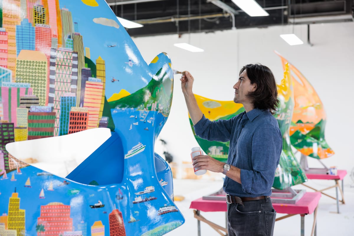 巨大化意大利面具出現愉景灣！ 意裔藝術家與愉景灣國際學校學生 創作4大面具 演繹意大利風情與海岸生活風情